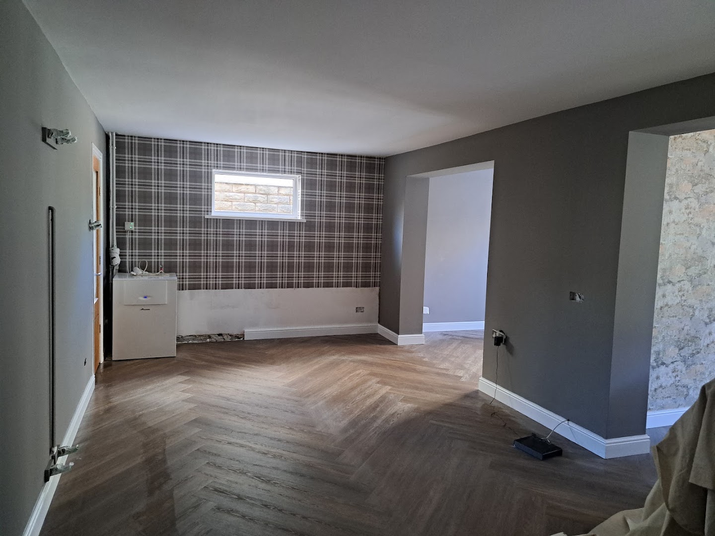 J G Painting & Decorating (We Are On Facebook) — Photos 7